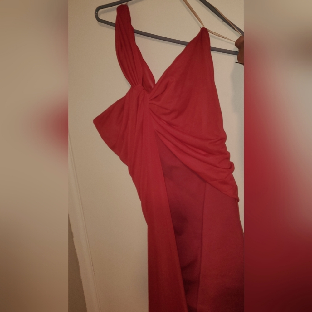 Deep pink one shoulder dressJl